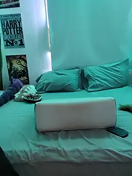 Snapshot of Tinawildd chatting on March 16, 2026, 6:45 pm Tinawildd online show from March 16, 2026, 6:45 pm