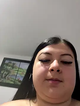 Valecita3A online show from September 27, 2025, 5:07 pm