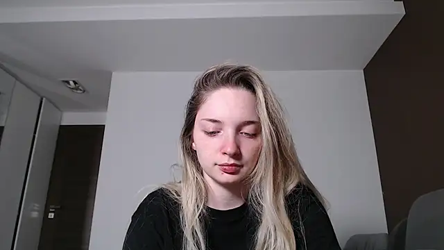 Snapshot of jessicahbelle chatting on June 18, 2026, 11:42 pm jessicahbelle online show from June 18, 2026, 11:42 pm