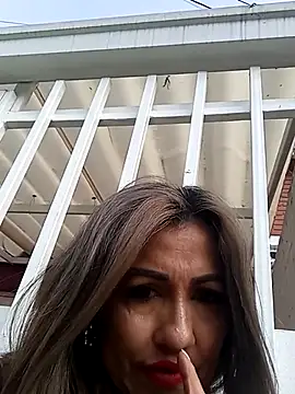 Snapshot of chloe__Jones_ chatting on November 10, 2025, 12:15 pm chloe Jones online show from November 10, 2025, 12:15 pm