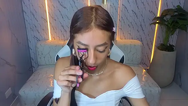 Terry tx online show from November 14, 2025, 1:10 pm