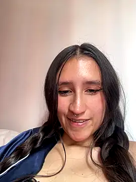 francesca hotcute online show from October 2, 2025, 5:53 pm