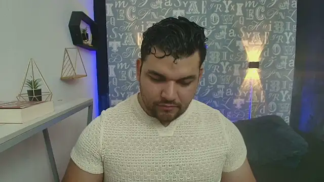 Snapshot of Adonis_Walker chatting on October 2, 2025, 6:15 pm Adonis Walker online show from October 2, 2025, 6:15 pm