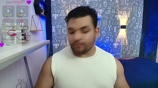 Snapshot of Adonis_Walker chatting on October 7, 2025, 8:17 pm Adonis Walker online show from October 7, 2025, 8:17 pm