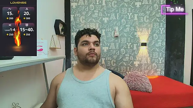 Snapshot of Adonis_Walker chatting on October 12, 2025, 6:51 pm Adonis Walker online show from October 12, 2025, 6:51 pm