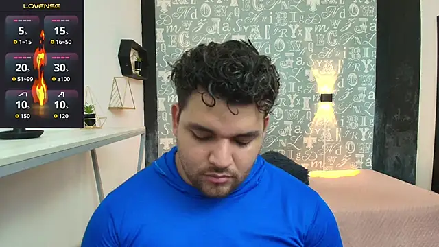 Snapshot of Adonis_Walker chatting on October 21, 2025, 9:26 pm Adonis Walker online show from October 21, 2025, 9:26 pm