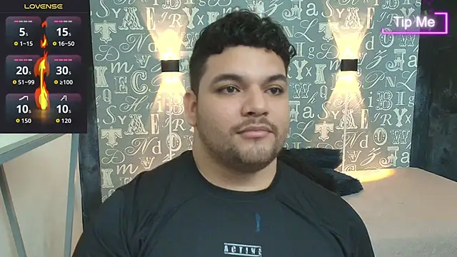 Snapshot of Adonis_Walker chatting on November 5, 2025, 7:14 pm Adonis Walker online show from November 5, 2025, 7:14 pm