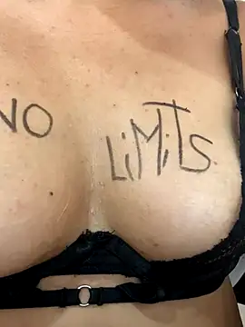 Valentinahot7 online show from December 21, 2025, 7:43 pm