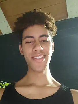 Snapshot of The_boy_good chatting on October 4, 2025, 4:32 am The boy good online show from October 4, 2025, 4:32 am