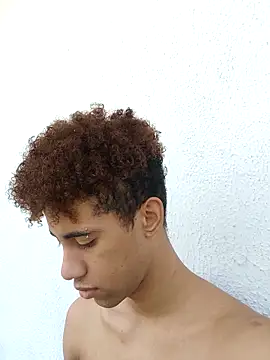 Snapshot of The_boy_good chatting on October 4, 2025, 4:38 pm The boy good online show from October 4, 2025, 4:38 pm