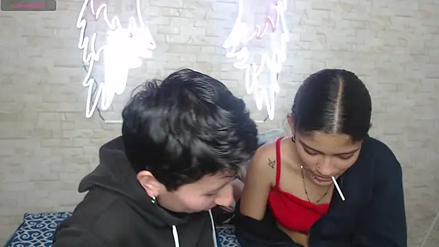 Snapshot of Gaby_and_Mei chatting on November 5, 2025, 3:39 am Gaby and Mei online show from November 5, 2025, 3:39 am