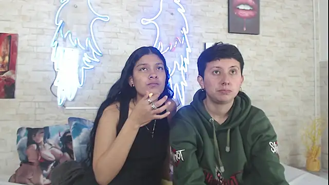 Snapshot of Gaby_and_Mei chatting on November 12, 2025, 3:51 am Gaby and Mei online show from November 12, 2025, 3:51 am