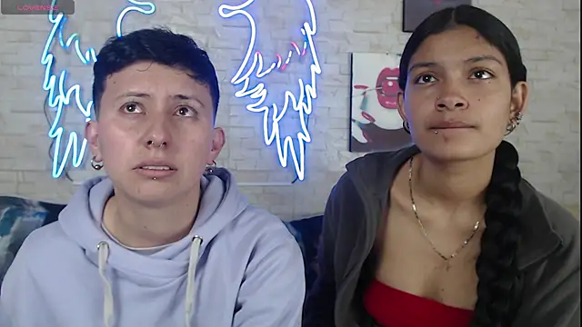 Snapshot of Gaby_and_Mei chatting on November 14, 2025, 4:00 am Gaby and Mei online show from November 14, 2025, 4:00 am