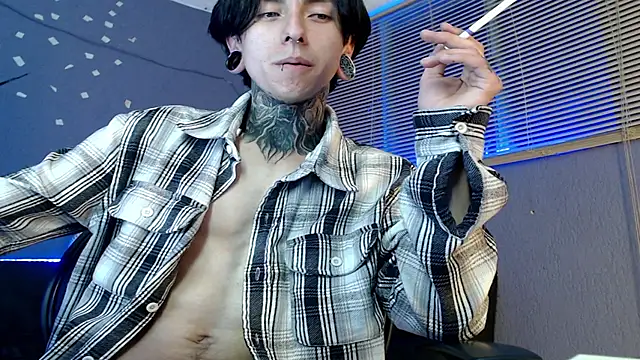 Snapshot of Kuregari_xs chatting on October 9, 2025, 3:59 am Kuregari xs online show from October 9, 2025, 3:59 am