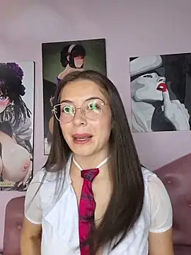 Snapshot of EmmaValencia_ chatting on April 25, 2026, 7:22 am EmmaValencia online show from April 25, 2026, 7:22 am
