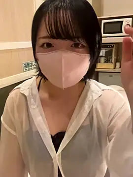 Snapshot of Milk_PotaPota chatting on October 4, 2025, 5:05 am Milk PotaPota online show from October 4, 2025, 5:05 am