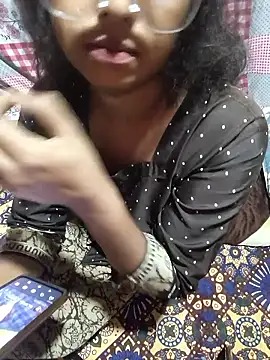 Snapshot of Your_seema_208 chatting on November 12, 2025, 11:43 am Your seema 208 online show from November 12, 2025, 11:43 am