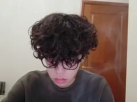 Snapshot of hangzi-0011 chatting on October 3, 2025, 10:01 am hangzi-0011 online show from October 3, 2025, 10:01 am