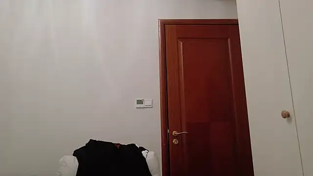 Snapshot of hangzi-0011 chatting on October 5, 2025, 11:08 am hangzi-0011 online show from October 5, 2025, 11:08 am