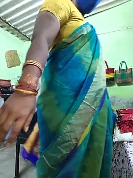 Snapshot of Tamilselviroja- chatting on October 11, 2025, 3:32 pm Tamilselviroja- online show from October 11, 2025, 3:32 pm