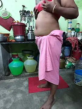 Snapshot of Tamilselviroja- chatting on October 30, 2025, 4:08 pm Tamilselviroja- online show from October 30, 2025, 4:08 pm