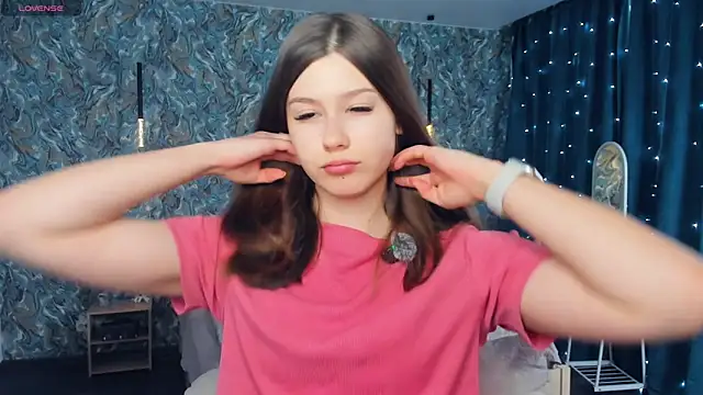 MondoNeko online show from January 18, 2026, 7:01 am