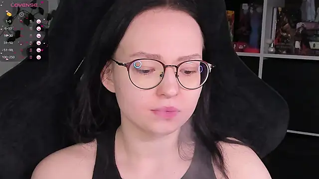 Snapshot of power_robynn chatting on October 27, 2025, 5:06 pm power robynn online show from October 27, 2025, 5:06 pm