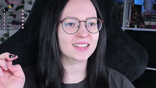 Snapshot of power_robynn chatting on November 10, 2025, 4:39 pm power robynn online show from November 10, 2025, 4:39 pm