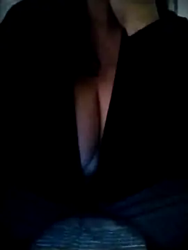 Snapshot of sexyguenda chatting on October 29, 2025, 8:32 pm sexyguenda online show from October 29, 2025, 8:32 pm