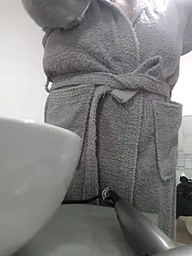 Snapshot of sexyguenda chatting on November 17, 2025, 9:09 pm sexyguenda online show from November 17, 2025, 9:09 pm