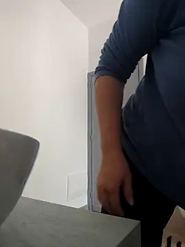 Snapshot of sexyguenda chatting on March 22, 2026, 9:56 am sexyguenda online show from March 22, 2026, 9:56 am