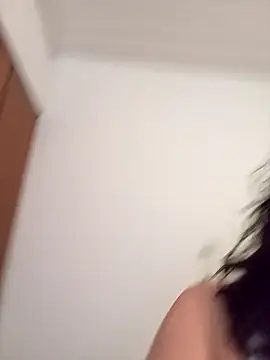 MoritaSalvaj online show from October 16, 2025, 8:43 pm