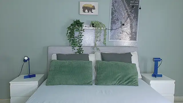 Julietasweett   online show from November 12, 2025, 12:05 pm