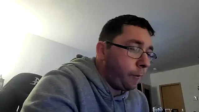 Snapshot of stivi2526 chatting on October 23, 2025, 8:29 pm stivi2526 online show from October 23, 2025, 8:29 pm