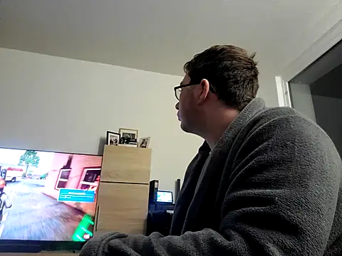 Snapshot of stivi2526 chatting on November 19, 2025, 10:43 pm stivi2526 online show from November 19, 2025, 10:43 pm