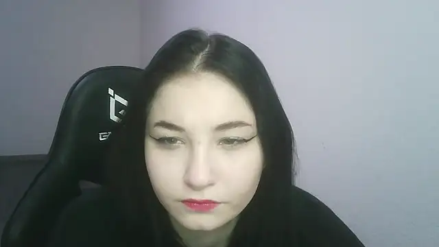 meow woem online show from November 3, 2025, 9:21 am