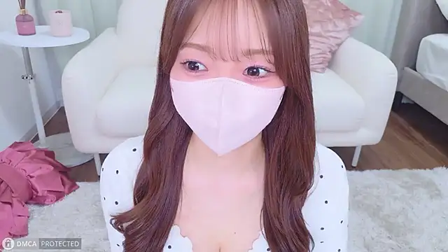 Seira  nn online show from May 10, 2026, 1:16 pm