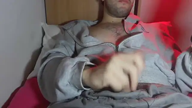 cazzo18cm3 online show from December 19, 2025, 5:53 pm