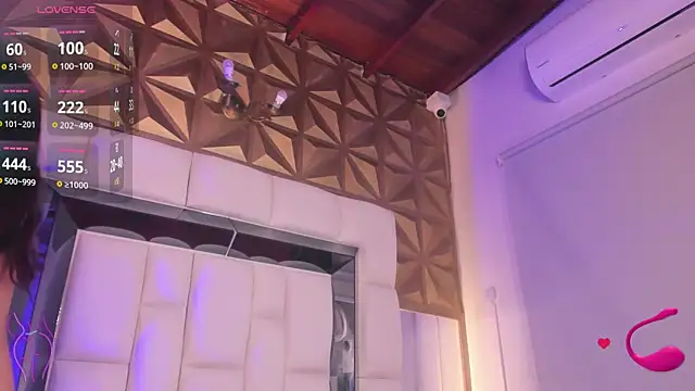 Snapshot of Mia_blumm chatting on October 11, 2025, 12:04 pm Mia blumm online show from October 11, 2025, 12:04 pm