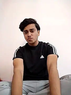 Aman4321ammu online show from October 1, 2025, 6:41 am