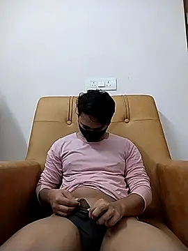 Aman4321ammu online show from November 5, 2025, 1:11 pm