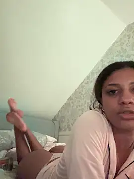 BellaSummerr online show from October 1, 2025, 8:59 pm