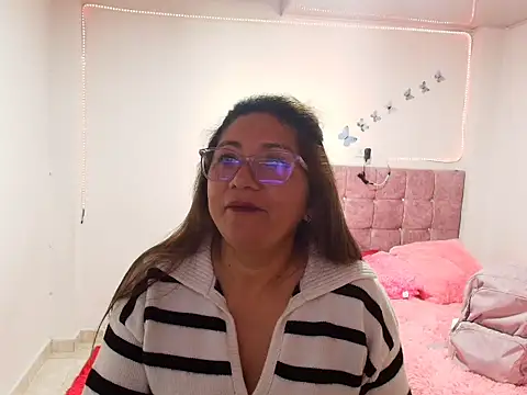 scarlett mystic online show from October 1, 2025, 2:34 pm
