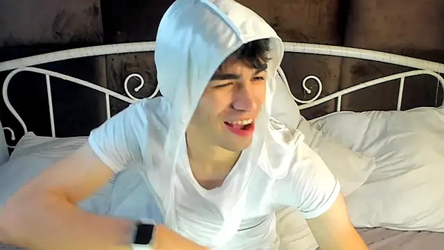 Snapshot of JaremyHarris chatting on October 15, 2025, 9:09 am JaremyHarris online show from October 15, 2025, 9:09 am