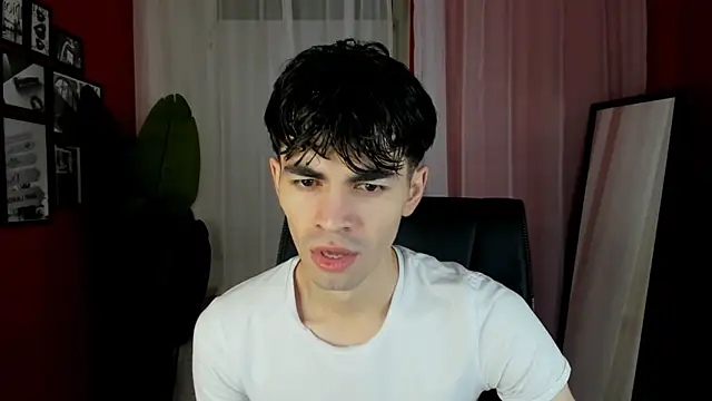 Snapshot of JaremyHarris chatting on November 14, 2025, 8:51 pm JaremyHarris online show from November 14, 2025, 8:51 pm