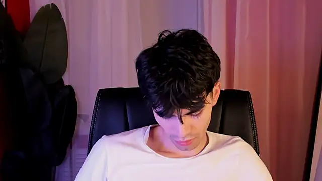 Snapshot of JaremyHarris chatting on November 18, 2025, 4:17 am JaremyHarris online show from November 18, 2025, 4:17 am