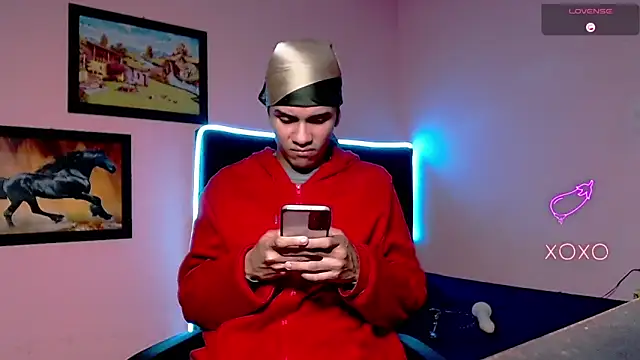 Snapshot of milo_crave chatting on November 11, 2025, 1:05 am milo crave online show from November 11, 2025, 1:05 am