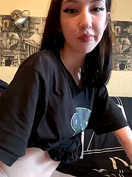 Shiba Miyuki  online show from October 5, 2025, 7:28 am