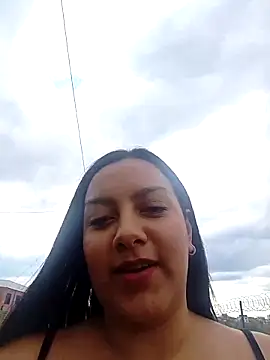 Sexy Nayra outdoors online show from September 29, 2025, 8:13 pm