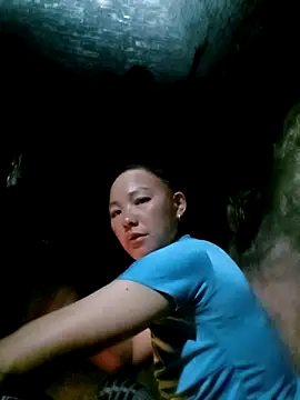 Snapshot of mntzz88 chatting on November 14, 2025, 2:43 am mntzz88 online show from November 14, 2025, 2:43 am